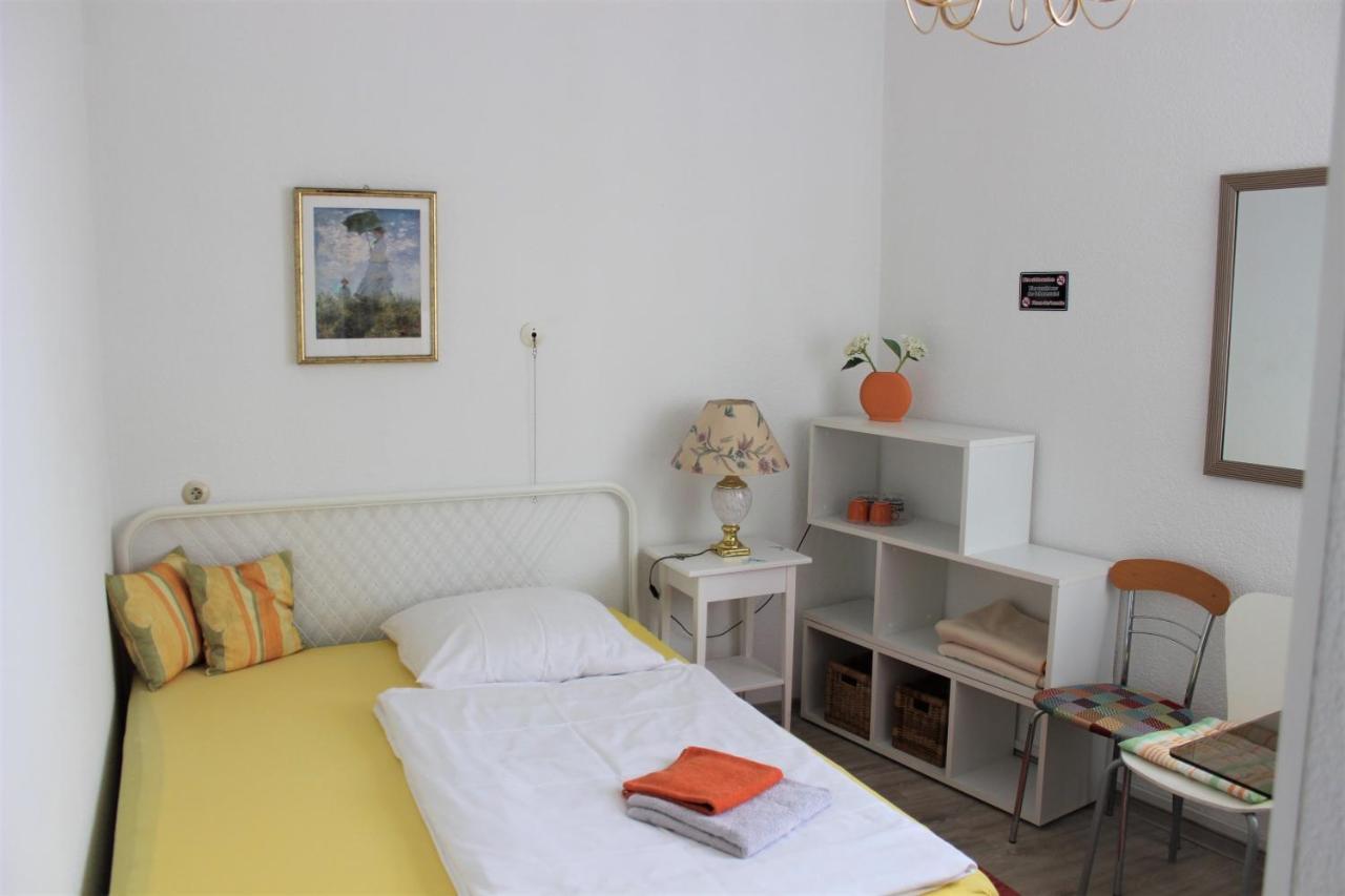 Hotel Zur Post Schwanheim Франкфурт-на-Майне Экстерьер фото